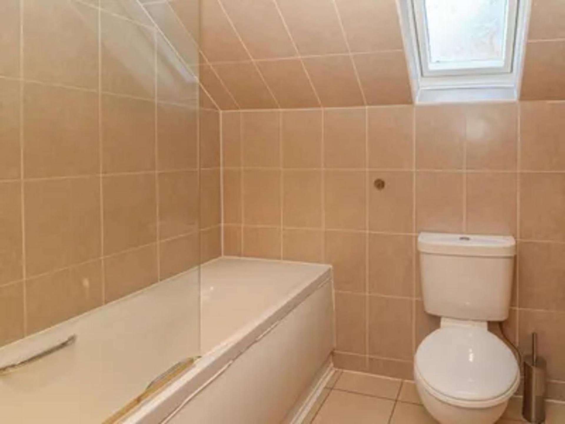 Captivating 5-bed With Private Hot Tub Spean Bridge